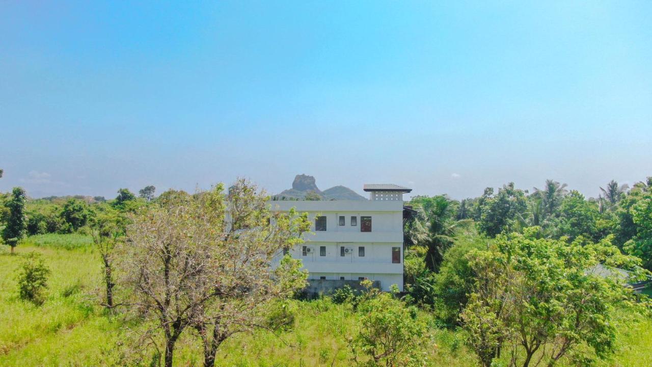 Sigiri Sierra View Resort สิกิริยา ภายนอก รูปภาพ